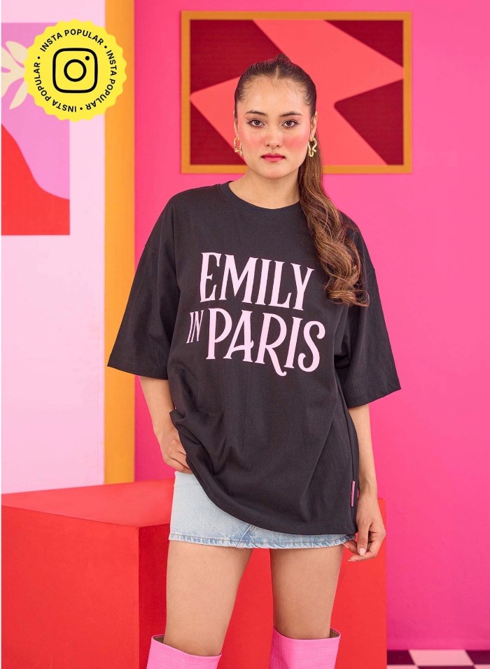 Emily In Paris Oversize Black T-Shirt